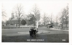 Kew Green,hotels and inns